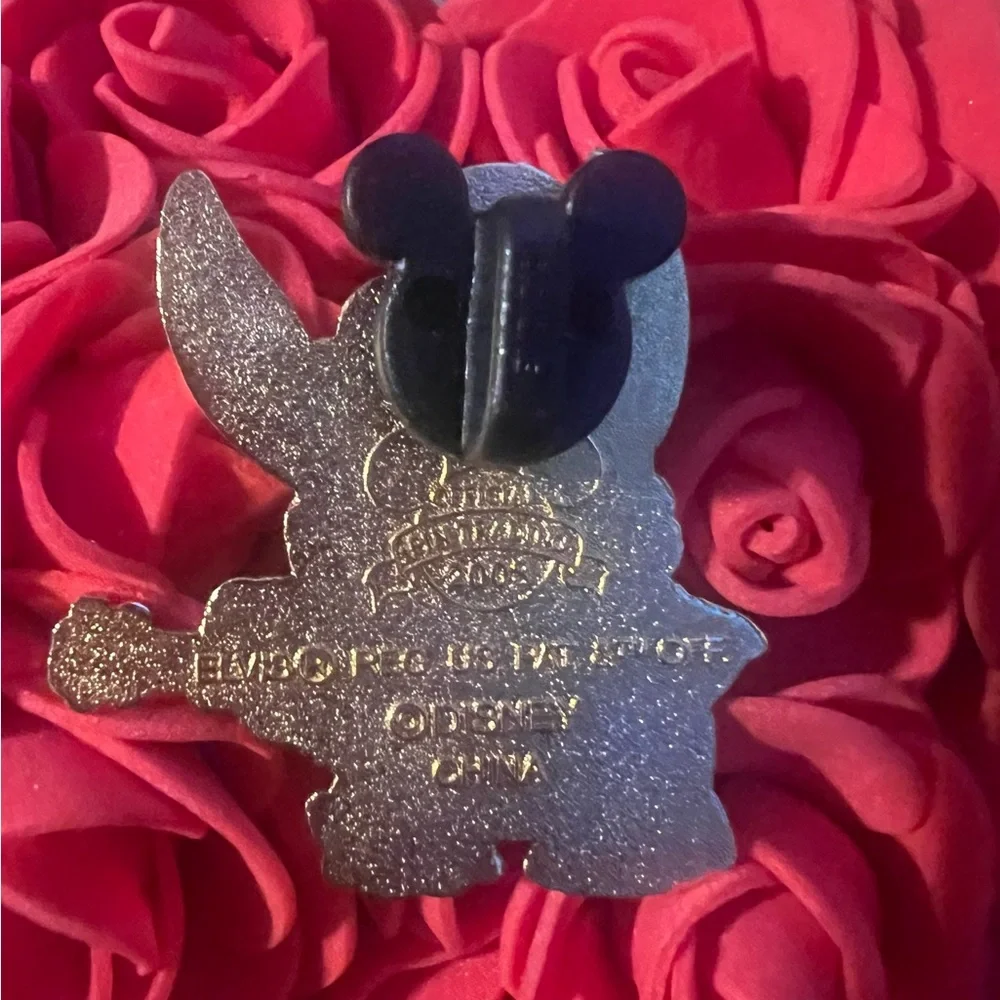 Blue and White Cartoon Character Brooch - Picture 2 of 3